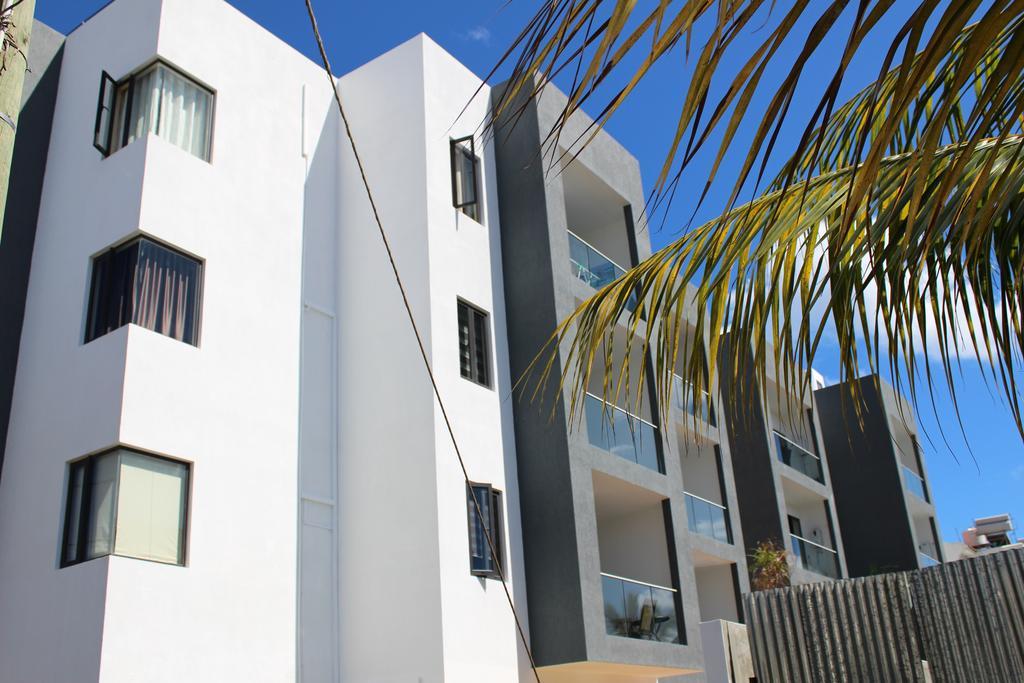 Flic En Flac Beach Penthouse Екстериор снимка